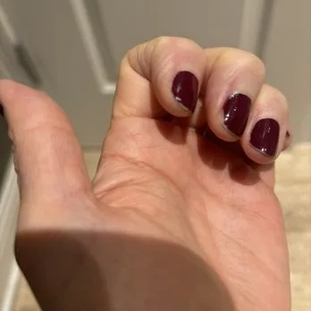 Does Nail Palette in Chicago, IL provide gift cards for its services Does Nail Palette in Chicago, IL provide gift cards for its services
