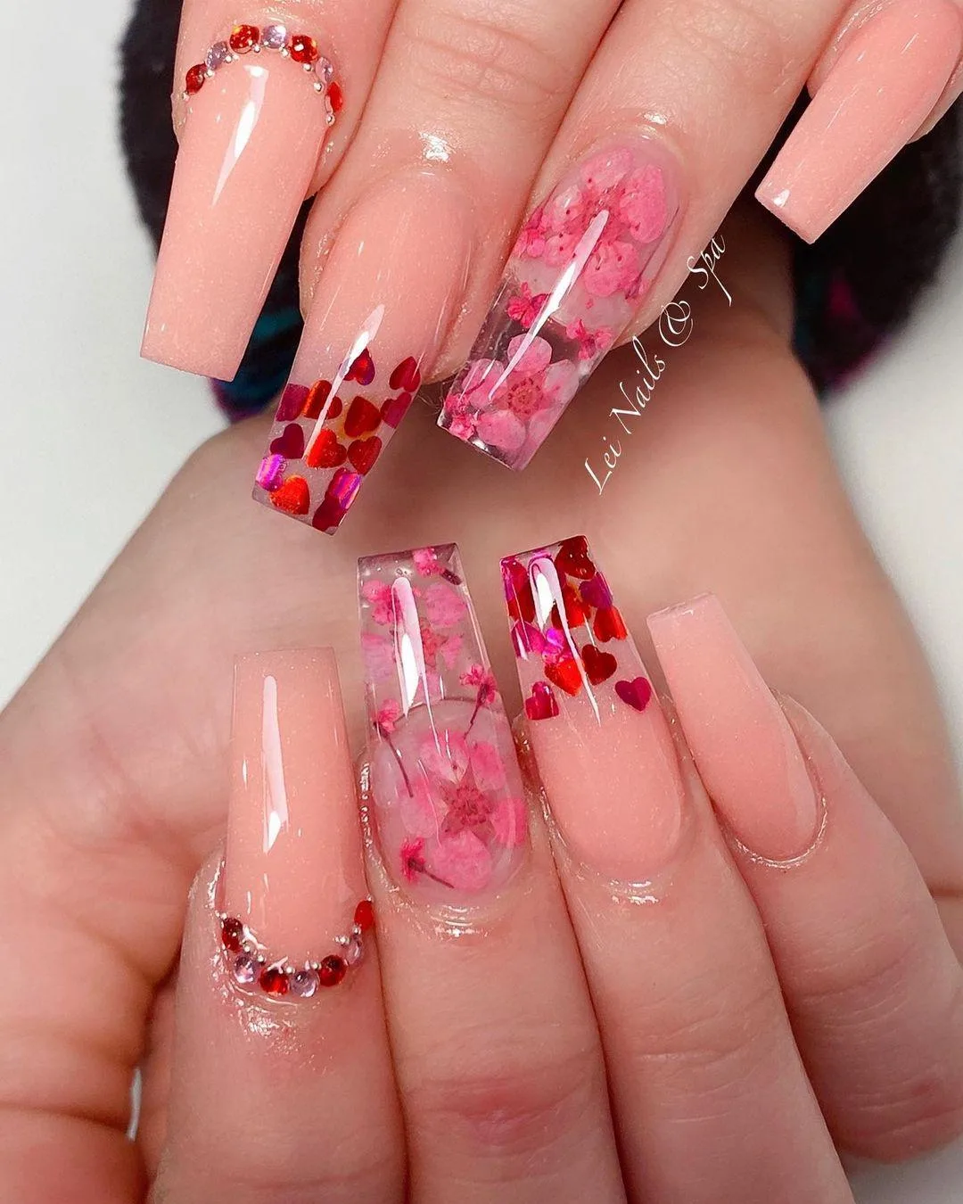 How do encapsulated nails differ from other nail art techniques How do encapsulated nails differ from other nail art techniques