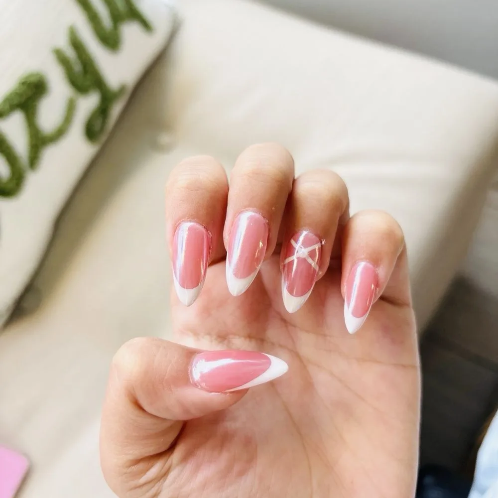 What Are the Different Types of Manicures Available in San Francisco What Are the Different Types of Manicures Available in San Francisco