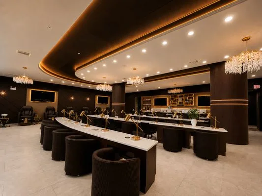 Where can I find affordable nail salons in Chicago