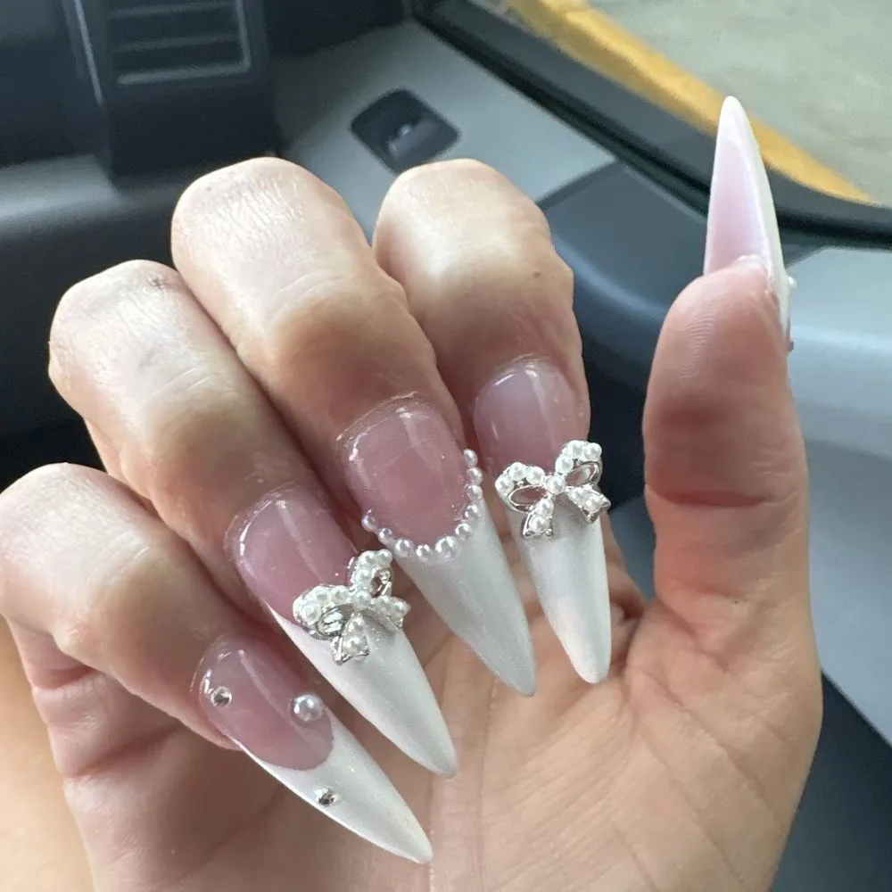 Where Can I Find Nail Salons Offering Creative Manicures Near Me Where Can I Find Nail Salons Offering Creative Manicures Near Me