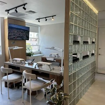 Where is Nail Artique located in Beverly Hills Where is Nail Artique located in Beverly Hills